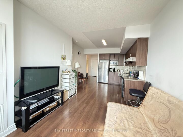 Property Photo: 99 South Town Centre Boulevard 315 ON L6G 0E9