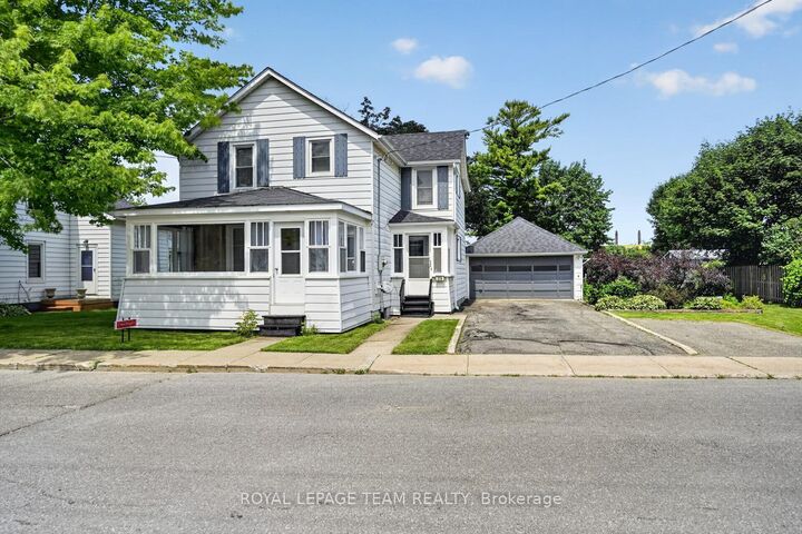 Photo de la propriété:  376 Hyde Street  ON K0E 1T0 