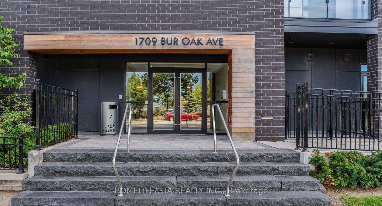 Property Photo:  1709 Bur Oak Avenue 201A  ON L6E 0V7 