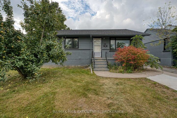 Property Photo:  22 Ruskin Street 1  ON K7K 2N3 