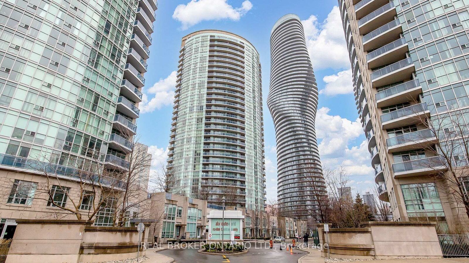 Property Photo: 90 Absolute Avenue 2107 ON L4Z 0A3