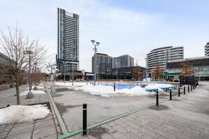 Property Photo: 50 O'Neill Road 1208 ON M3C 0R2