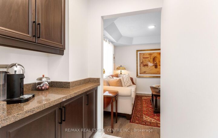 Property Photo: 40 Hepburn Crescent N ON L7G 5P8