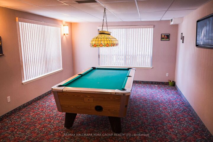 Property Photo: 143 Edgehill Drive 405 ON L4N 1L9