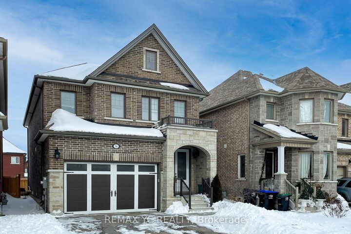 Property Photo:  56 Walker Boulevard  ON L9R 0N3 