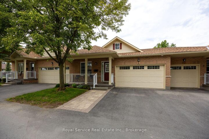 Property Photo: 877 Wentworth Street 6 ON K9J 8R7