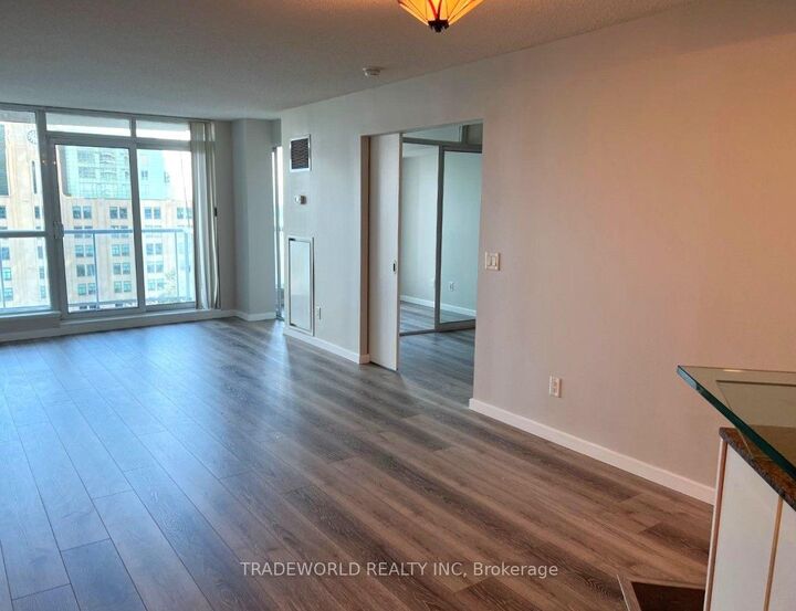 Property Photo: 8 York Street 1009 ON M5J 2Y2