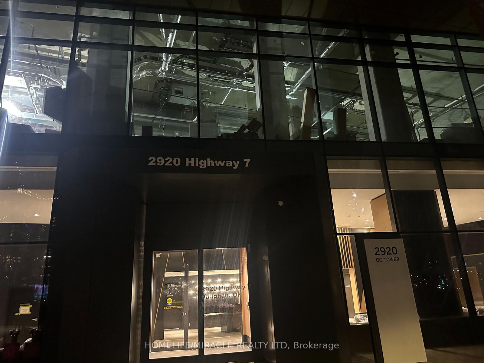 Property Photo:  2920 Highway 7 Road W 1501  ON L4K 0P4 