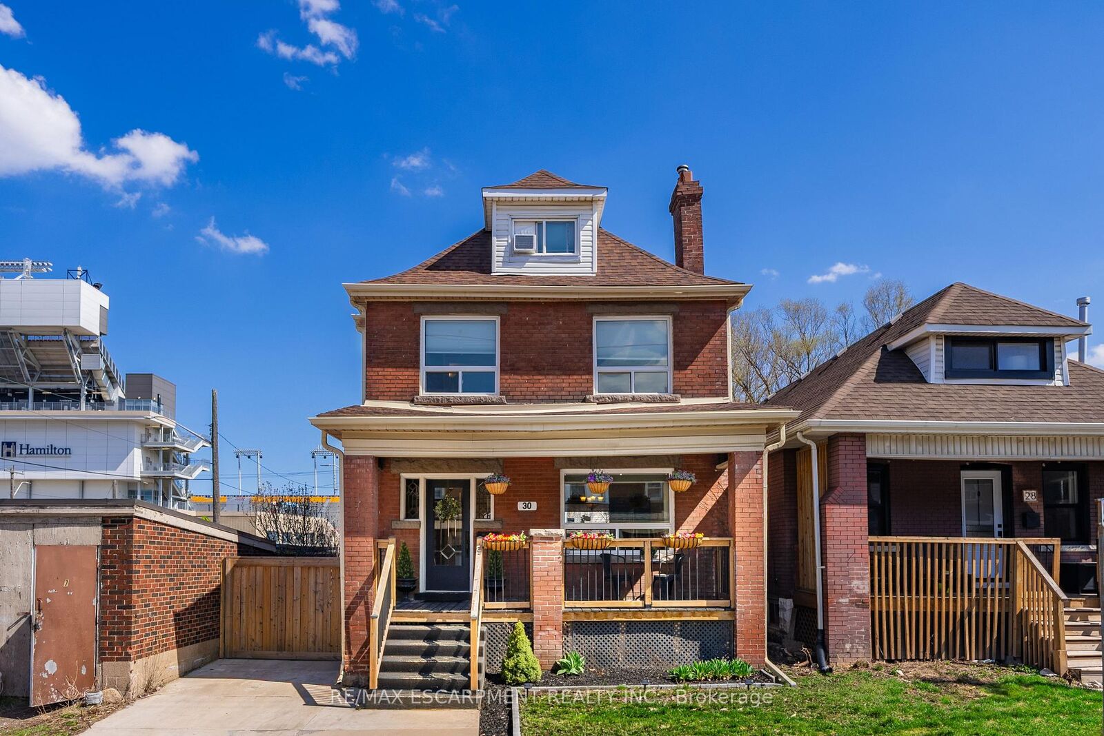 Property Photo: 30 Lottridge Street ON L8L 6T5