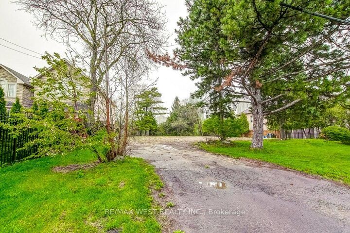 Part Lot 1 Fairview Road W — photo 1