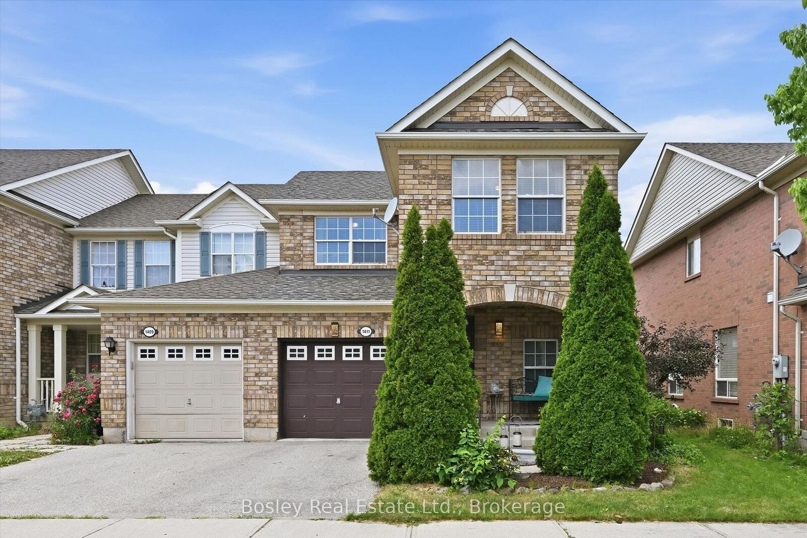 Property Photo:  1411 McDermott Way  ON L9T 6L6 