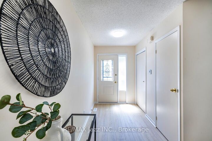 Property Photo: 759 Cobblers Court ON L1V 3S2