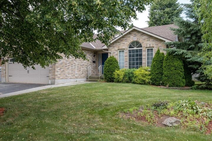Property Photo:  254 Kettle Creek Drive  ON N0L 1B0 