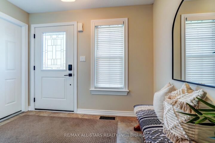 Property Photo:  14 Laurent Boulevard  ON K9V 6G3 