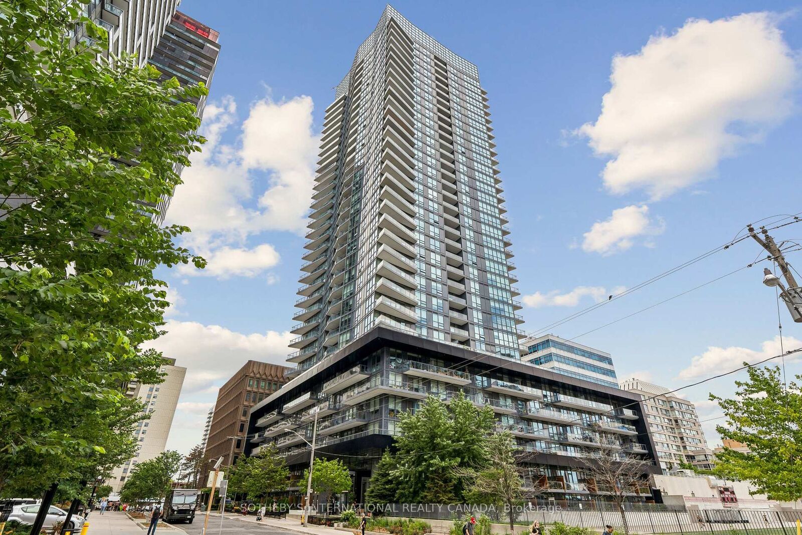 Property Photo:  30 Roehampton Avenue W 402  ON M4P 0B9 