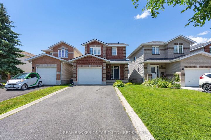 Property Photo: 1261 Juniper Drive ON K7P 3G3