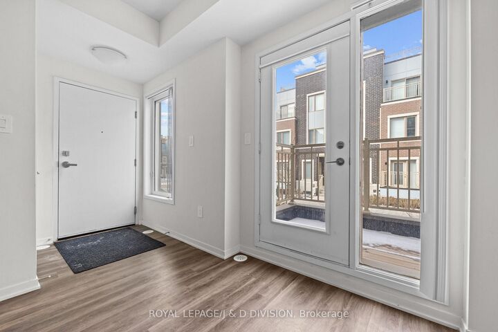 Property Photo: 31 Honeycrisp Crescent 57 ON L4K 0N6