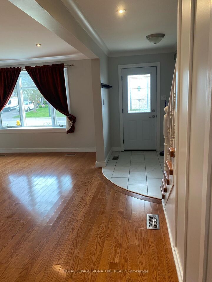 Property Photo:  459 Dixon Boulevard  ON L3Y 5C9 