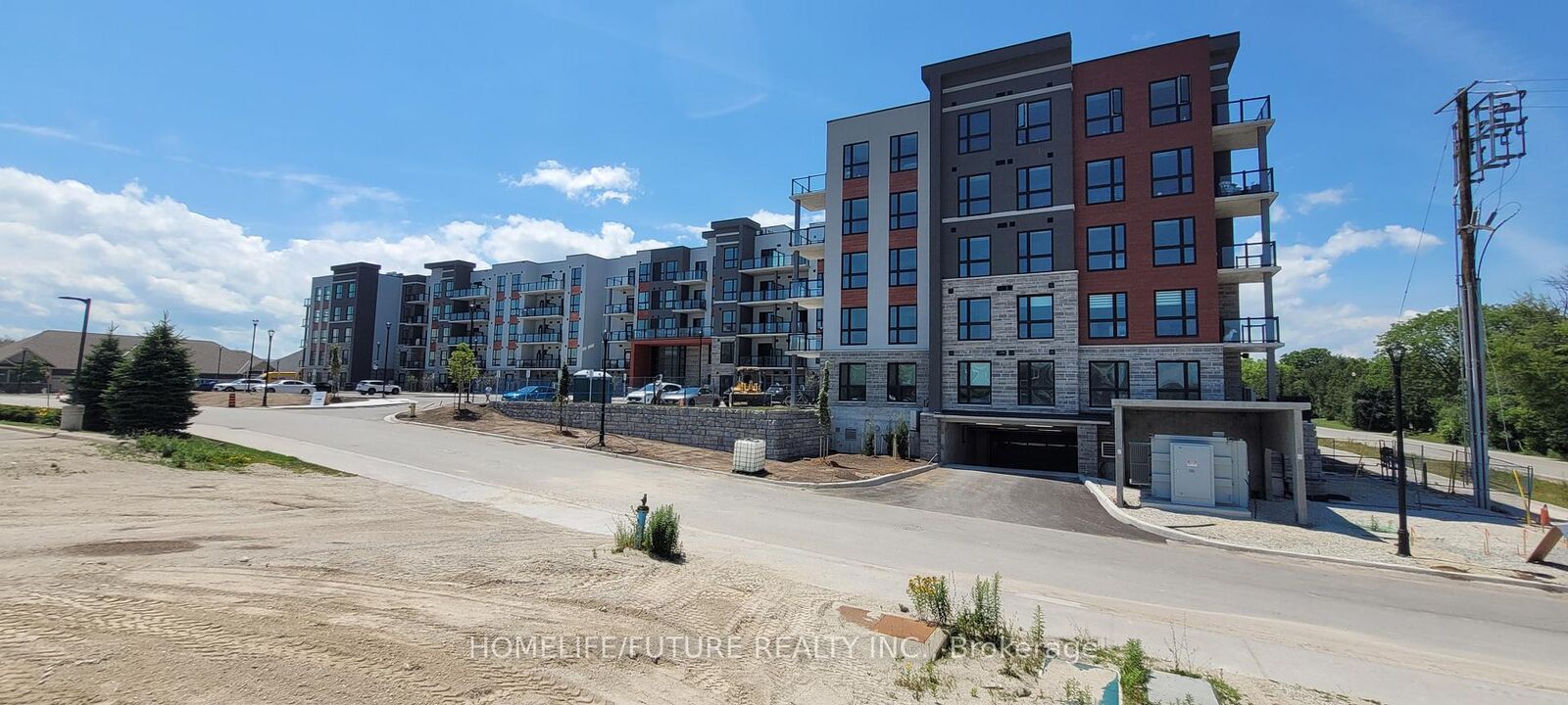 Photo de la propriété: 4 Kimberley Lane 409 ON L9Y 5T6