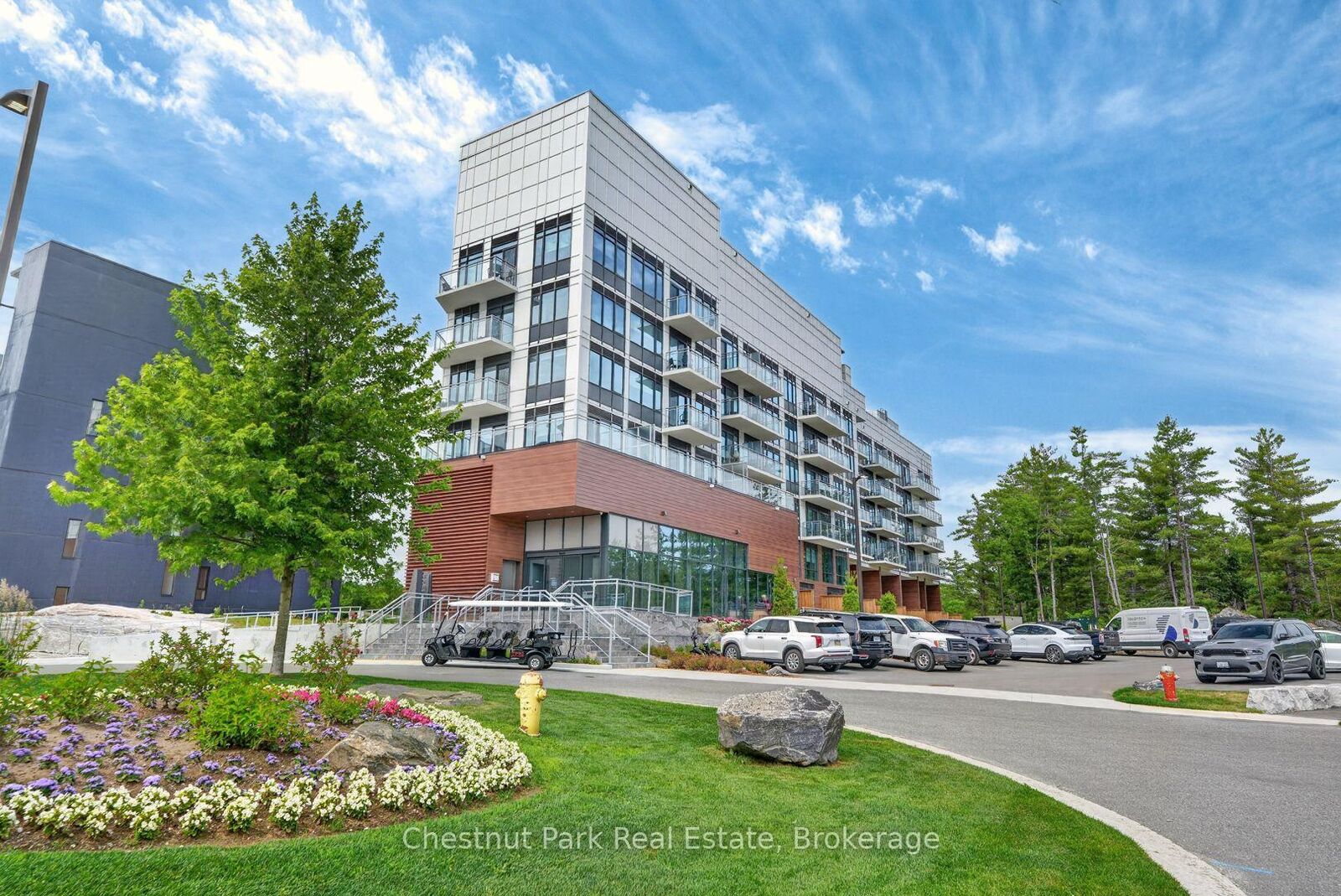 Property Photo: 100 Carrick Trail #513 ON P1P 0J5