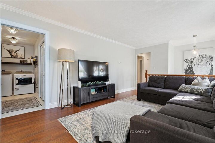 Property Photo:  1807 8th Avenue W  ON N4K 0A7 