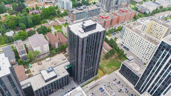 Property Photo:  145 Columbia Street W 2429  ON N2L 0K7 