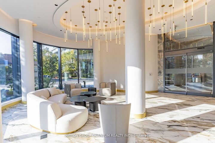 Property Photo:  55 Port Street E 602  ON L5G 4P3 