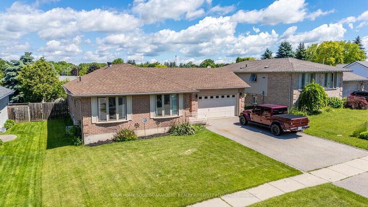 19 Windsor Drive — photo 1