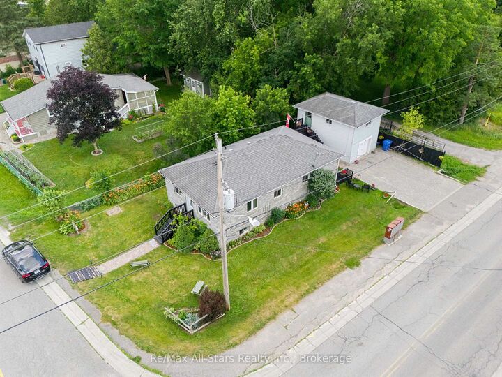 Property Photo: 1 Maple Grove Street ON L4A 7X3