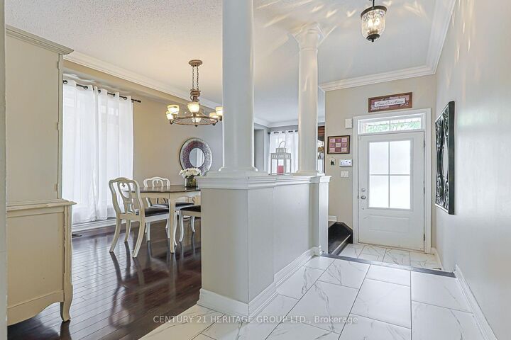 Property Photo:  25 Betony Drive  ON L4E 0L3 