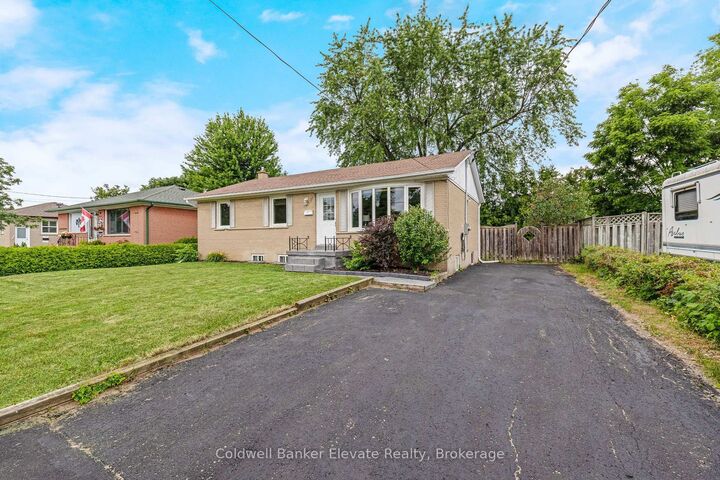 Property Photo:  39 McGilvray Crescent  ON L7G 1L7 