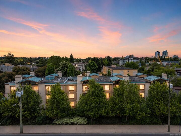 Property Photo:  1055 Hillside Ave #204  BC V8T 2A4 