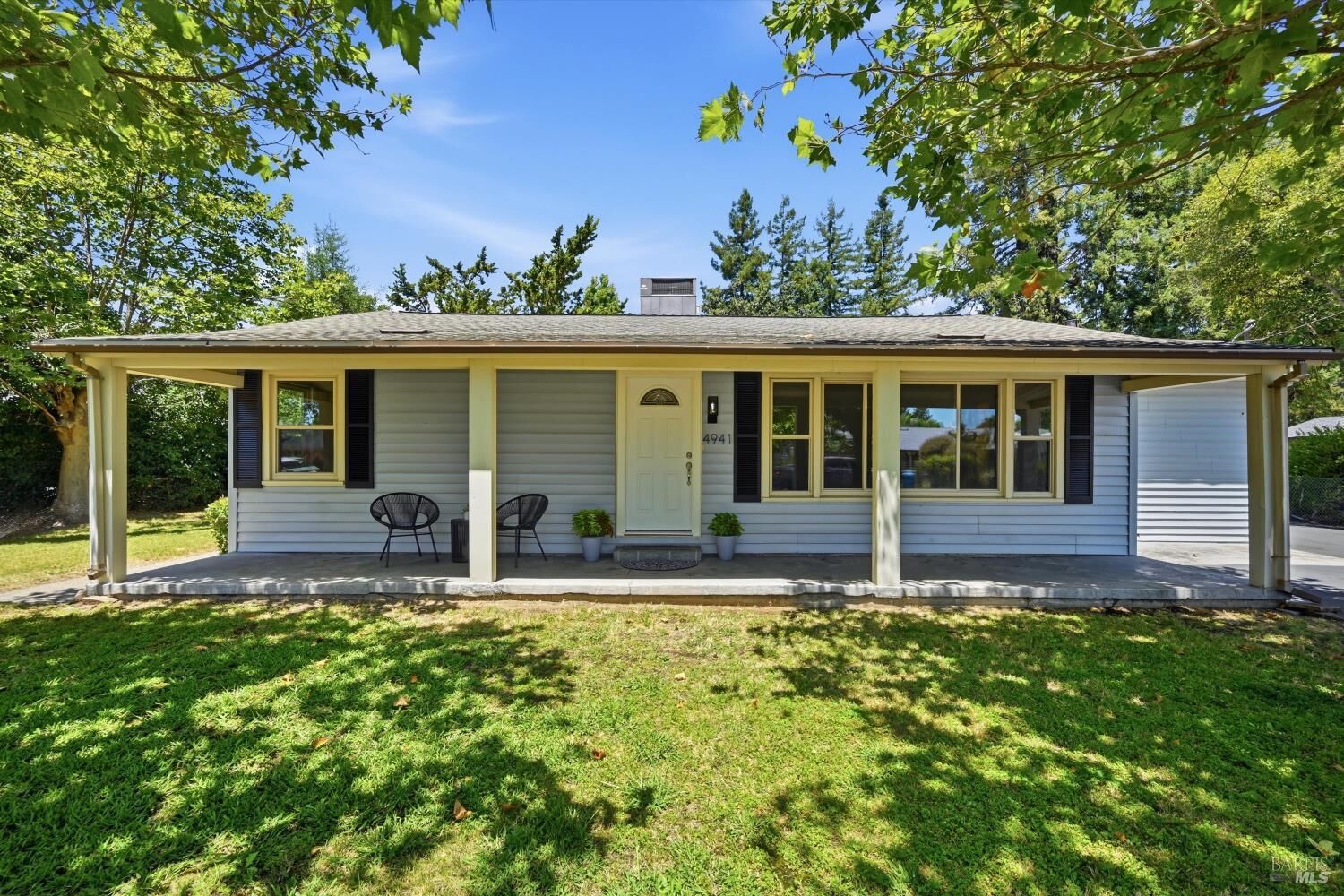 Property Photo:  4941 Hansen Drive  CA 95409 