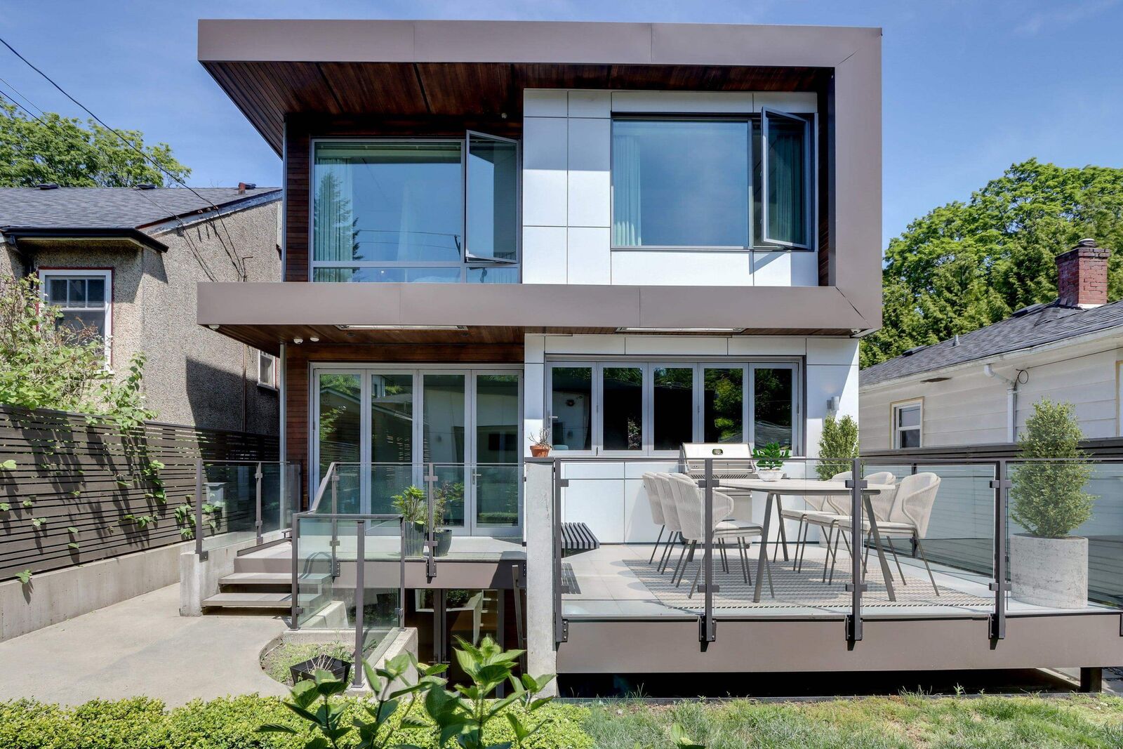 Property Photo: 4368 W 15th Avenue BC V6R 3A8
