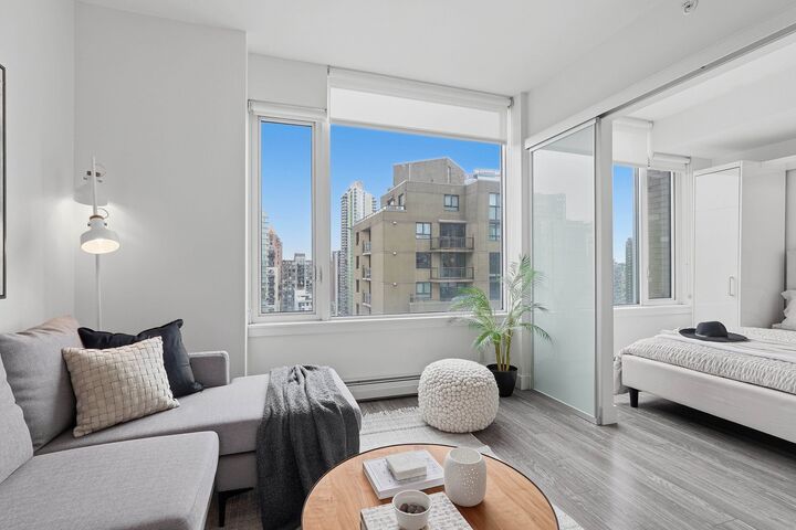 Property Photo: 1283 Howe Street 1906 BC V6Z 0E3