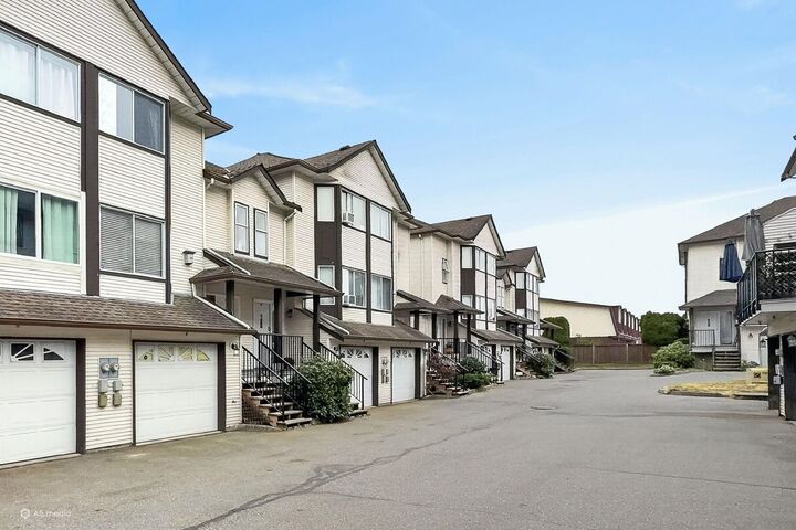 45740 Thomas Road 27 — photo 1