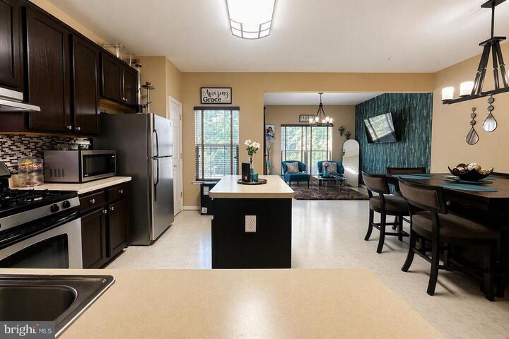 Property Photo: 10502 Glen Manor Drive MD 20720