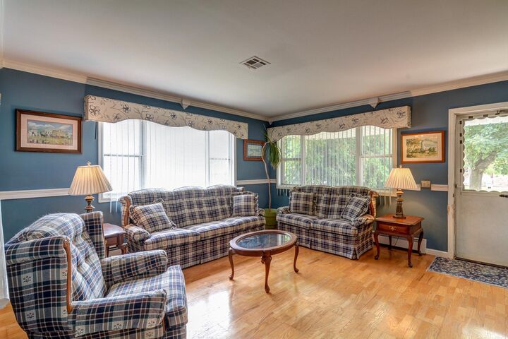 Property Photo:  9 Madras Court  NJ 08757 