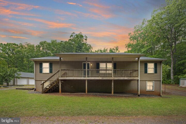 Property Photo:  28494 Constitution Highway  VA 22542 