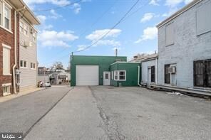 Property Photo:  1880 W Market Street  PA 17404 