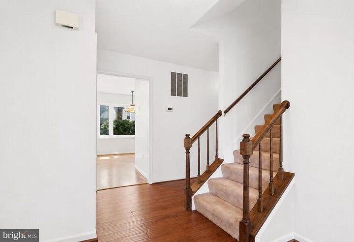 Property Photo:  203 Markwood Drive  VA 20165 
