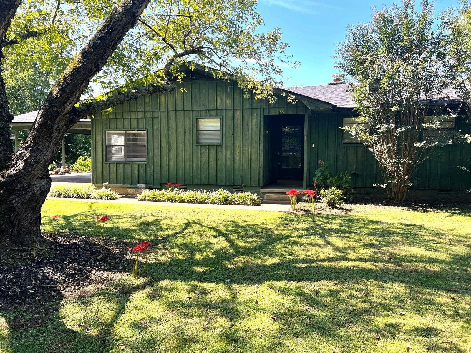 Property Photo:  236 N Riverview Lane  AR 72560 
