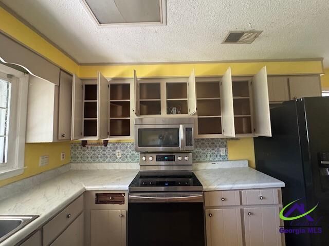 Property Photo:  111 Foxfire Drive  GA 31093 