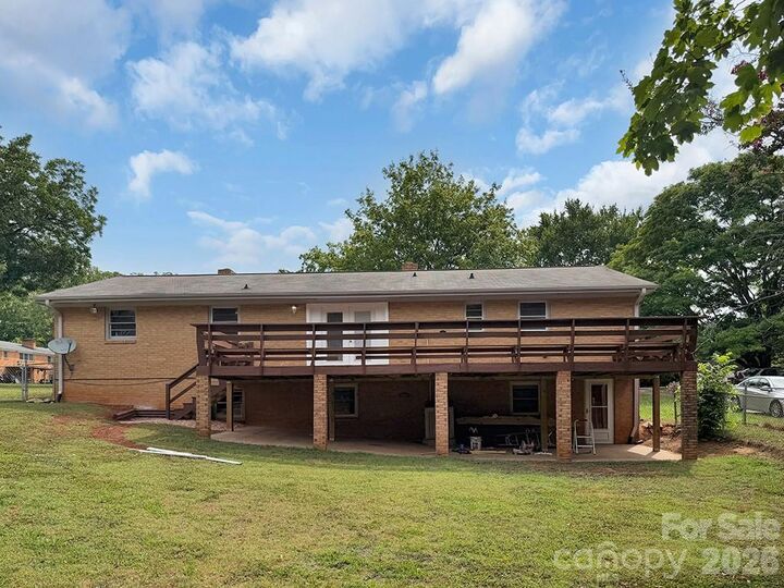 Property Photo: 700 Branton Drive NC 28152
