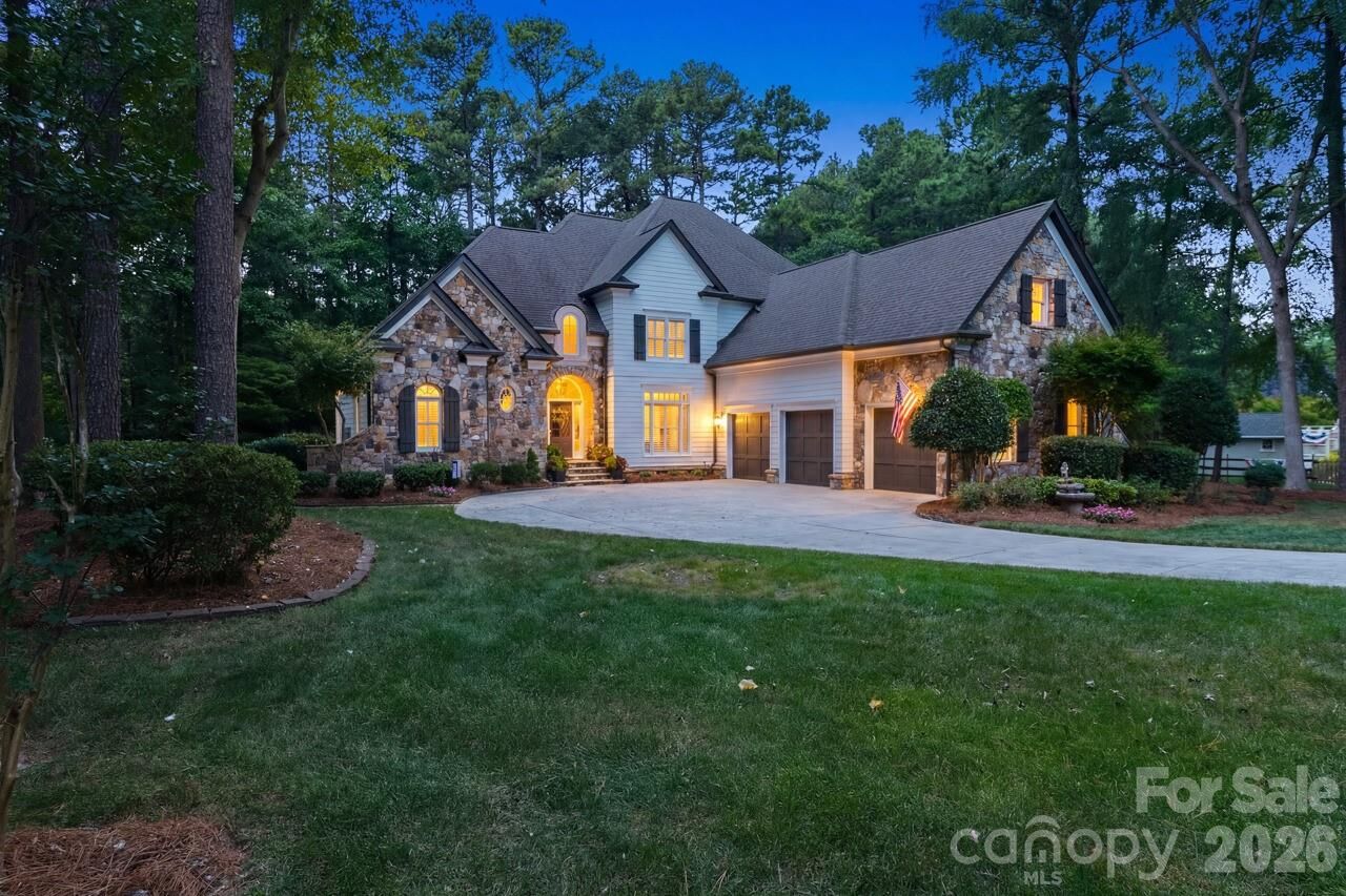Property Photo: 103 White Crest Court NC 28117