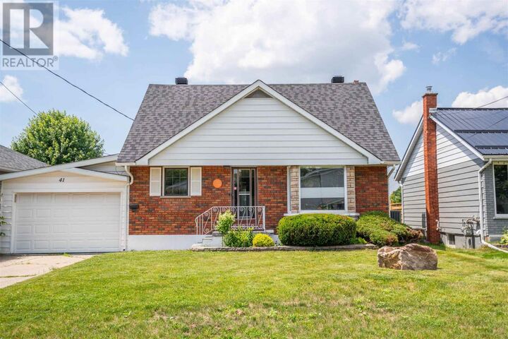 Property Photo:  41 Angelina Ave  ON P6A 4C4 