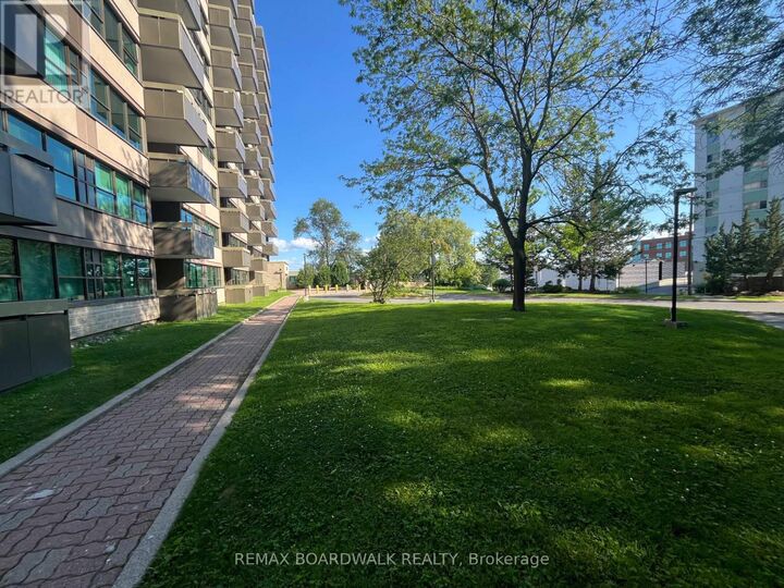 Property Photo:  555 Brittany Drive 407  ON K1K 4C5 