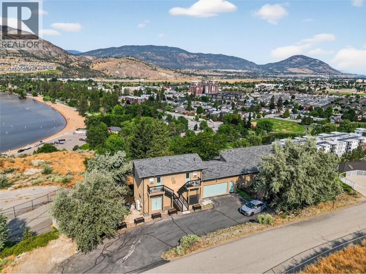 Property Photo: 102 Spruce Place BC V2A 8V9