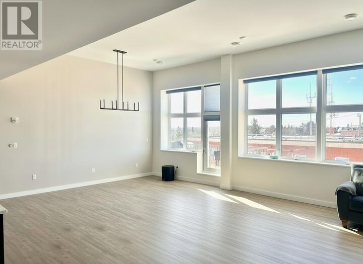 Property Photo: 2416 96 High St ON P7A 5R3