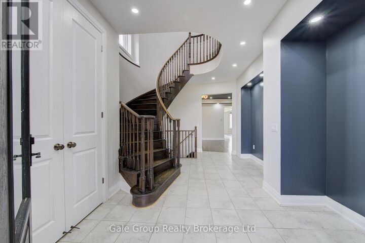 Property Photo: 125 Prince Charles Crescent ON N4T 0N1